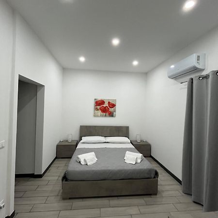 Home La Chiaretta 布塞托·帕里佐罗 外观 照片
